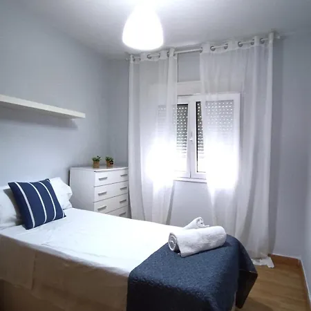 Playa Arbeyal - Parking Gratis Apartment